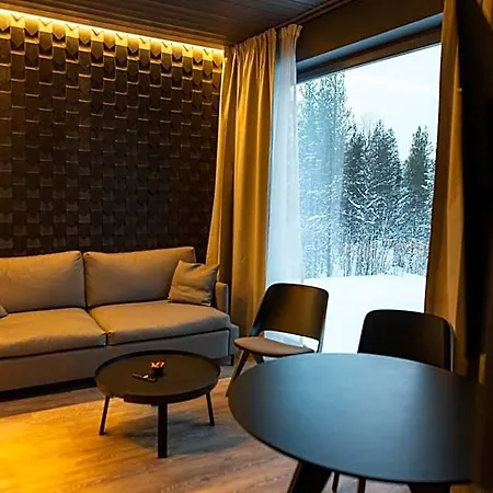 Yllaesrinne Deluxe Hotel *